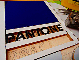 art-verdejo-mosaic-pantone-285c-ceramica-blue-valencia-trencadis