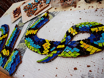 art-verdejo-mosaic-vibora-ceramica-valencia-trencadis